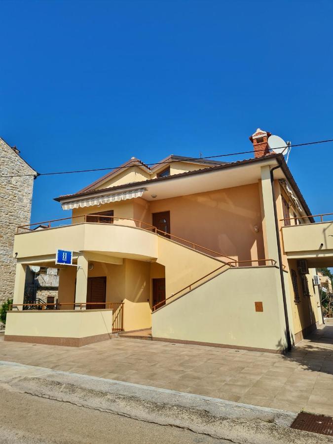 Apartment Manuel Novigrad Istria Exterior foto